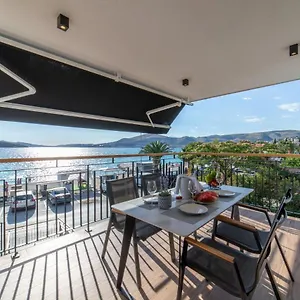 https://okrug-beach-apartman-2.splithotels.org