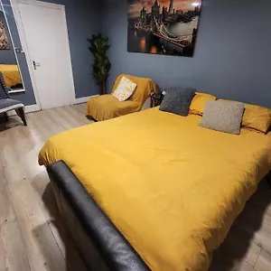  Apartment Dodi